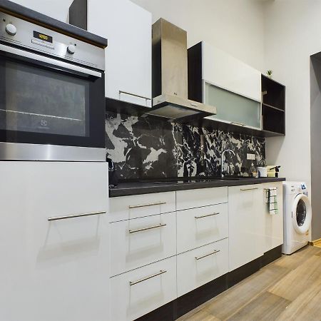 Gray Stylish Central Apartment Budapest Eksteriør bilde